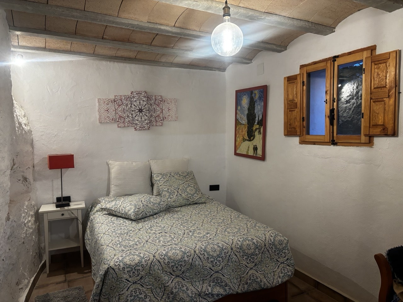 Dormitorio de la cueva