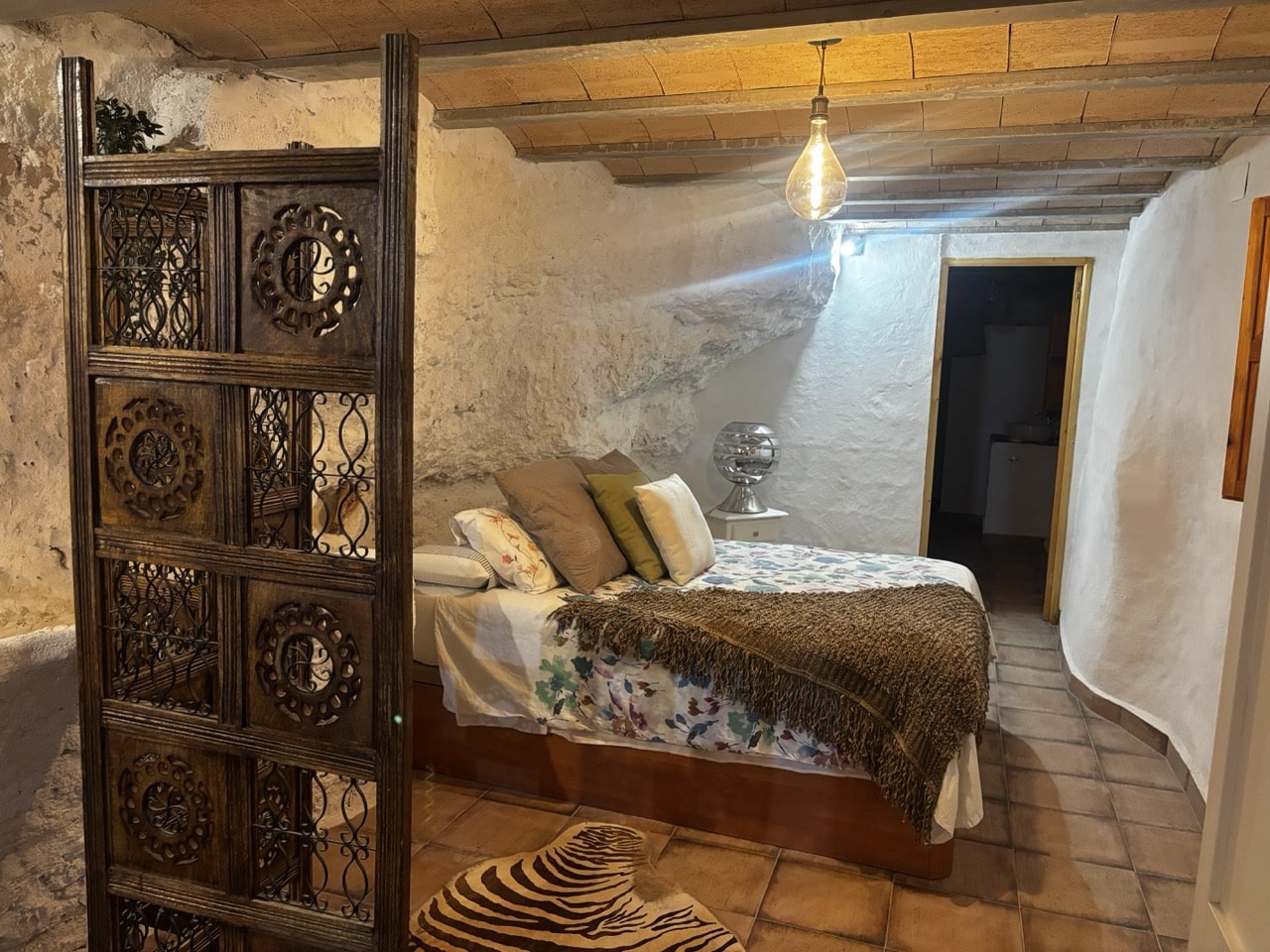 Dormitorio en la cueva